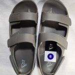 Art Class  slippers size 6 woman's Photo 0