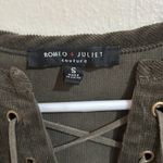 Romeo + Juliet Couture Black Sheath Mini Dress Crew Neck Photo 1