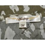 Andree by Unit  Ladies M Leopard Print Olive Green & Cream Rayon Blouse Top Cute Photo 9