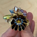 Banana Republic BR chunky oversize statement colorful flower ring gold size 6-7 Photo 1