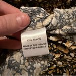 Evereve Roan + Ryan Black, Mustard & Cream Floral 3/4 Sleeve Ruffle V Neck Top Black Size XS Photo 5