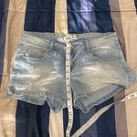 LEI Ashley Lowrise (junior) non stretch Light Blue Distressed Jean Shorts Size undefined Photo 6
