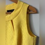 Calvin Klein TAHARI Women's Textured Yellow Sleeveless Midi Dress w/Faux Belt Lined - Size 8 Photo 5