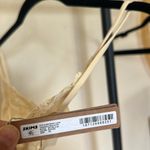 SKIMS  FITS EVERYBODY LACE SCOOP BRALETTE in‎ butter yellow color nwt size XS Photo 5