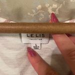 Le lis  Top Crop Short Sleeve Boutique Photo 3