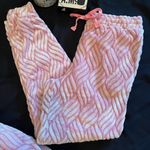 Jaclyn Intimates Jaclyn Intimate super soft & cozy fleece pink pajamas.​ Photo 2