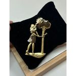 AJC Lady Woman Golfer Golf Humor Lapel Pin Brooch gold toned brooch Photo 5