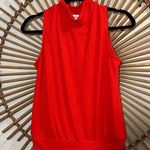 Evereve Women’s NWT Red Sleeveless Banded Mock Neck Top Sz M Colorful Classic 🍅 Photo 0