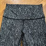 Lululemon High-Rise Black White Speckled Leggings Size 4 Performance Yoga Pants Photo 2