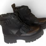  ASHTON WATERPROOF LACE UP BOOTS Size 5 In perfect condition #UGGS #boots #leather  Photo 0