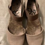 OTBT Migrant Wedges Photo 1