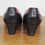 Bruno Magli Italian Made Two Tone Leather Spectator Brogue Heels Size EU 37.5B Black Photo 7