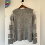 Old Navy Check Crewneck Long Sleeve Sweater Women's Medium Gray Preppy Soft Photo 4