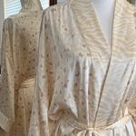 Show Me Your Mumu  Cream Patterned Robe NWT Photo 1