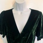 Stay Shining Dark Green Velvet Puff Sleeve Skater Dress
Lulus Size M Photo 4