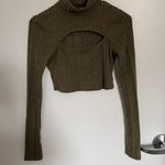 SheIn Turtleneck Crop Photo 1
