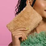 Ipsy Caramel Fauz Fur Glam Cosmetic Bag Photo 4