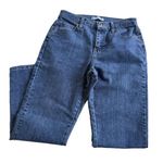 Lee Women’s Relaxed Fit at the Waist Straight Leg Jeans – Size 6 Petite Photo 0