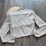 Yogalicious  heavenly rib Tara crop long sleeve‎ top in cream Photo 4