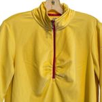 Under Armour  Loose‎ Heat Gear Yellow Shirt Photo 1