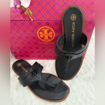 Tory Burch  Carson Thong Welt Leather Sandals in Perfect Black, Sz 8 - Like New! Photo 7