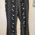 No Boundaries Pants Photo 1