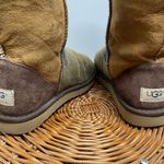 UGG  Classic Tall 5818 Leather Sheepskin Shearling Winter Boots‎ Color Block W7 7 Photo 4