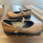 Dansko Giselle Nubuck Mary Jane Tan Leather Shoes - size 41 (10.5/11) Photo 4