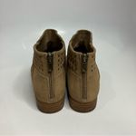Koolaburra by Ugg  tan suede ankle boots size 9 Photo 4