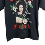 Selena Quintanilla Sz M Graphic T Photo 2