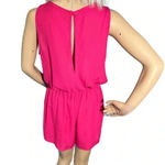 Soprano  Ruffle Romper Shorts Sleeveless Pink Key Hole Back Women’s Medium Photo 3