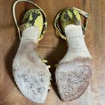 Kate Spade Yellow Metallic Faux Snake Leather Womens Strappy High Heels Size 8.5 Photo 4