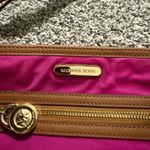 Michael Kors Crossbody Purse Photo 1