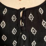 Angie Black & White 3/4 Sleeve Casual Top. Photo 4