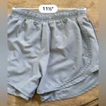 Nike Tempo Dri Fit Women’s Sz M Wolf Gray Running Shorts Photo 6