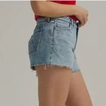 Wrangler NWT Women's High Rise Vintage 3” Cut-Off Short Distressed Photo 1