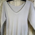 Unbranded Size Medium Ribbed V Photo 3