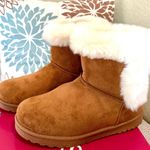 SO New! Cozy Brown Suede Winter Boots with Faux Fur Photo 4