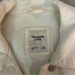 Abercrombie & Fitch  White Denim Jacket, Size Medium Photo 4
