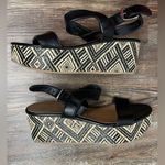 DV by Dolce Vita Black Strappy Boho Platform Open Toed Sandals Size 7 1/2 Photo 3