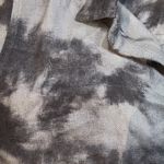 Rails  Hunter Charcoal Tie Dye Button Down Shirt Size medium minor snags no hole Photo 2