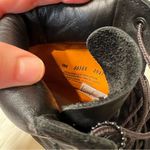 Timberland Womens 6" Premium Boot - Black size 9 Photo 7