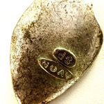 Avon enamel Ladybug pierced dangle earrings Green Photo 6