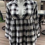 Isabel Target Flannel‎ Plaid Black and White Maternity Tunic size xs Photo 0