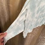 Torrid  Tie Dye Super Soft V-Neck Crochet Inset Sharkbite Hem Tank 00 Medium Photo 3