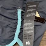 Kyodan Women’s Grey/Light Blue Slimming Booty Shorts Size Small NWT Photo 5