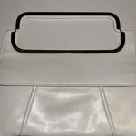 Elegant White Handbag Photo 2