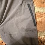 Lucy Activewear Shorts Women's XS Gray Stretch Low Rise Zip Fly Pocket Athletic Photo 2