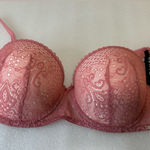 Tahari  Lace Underwire Bra - Soft Pink women embroidered. New with tags. Photo 0