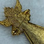Angel Pin Brooch Jewelry Religious Christmas Easter Faith Enamel on Gold Color Photo 4
